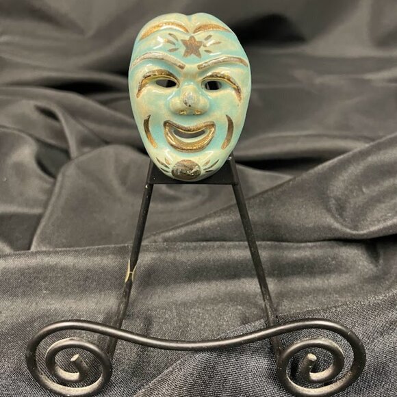 Vintage Comedy Mask Brooch - Picture 2 of 5